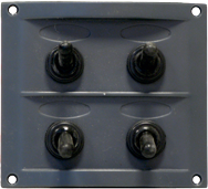 Kunststoff Schalttafel, 12v, 4-Schalter, 15a Sicherungen, Inkl. Labelsatz, Schwarz - L0610044 72dpi - L0610044
